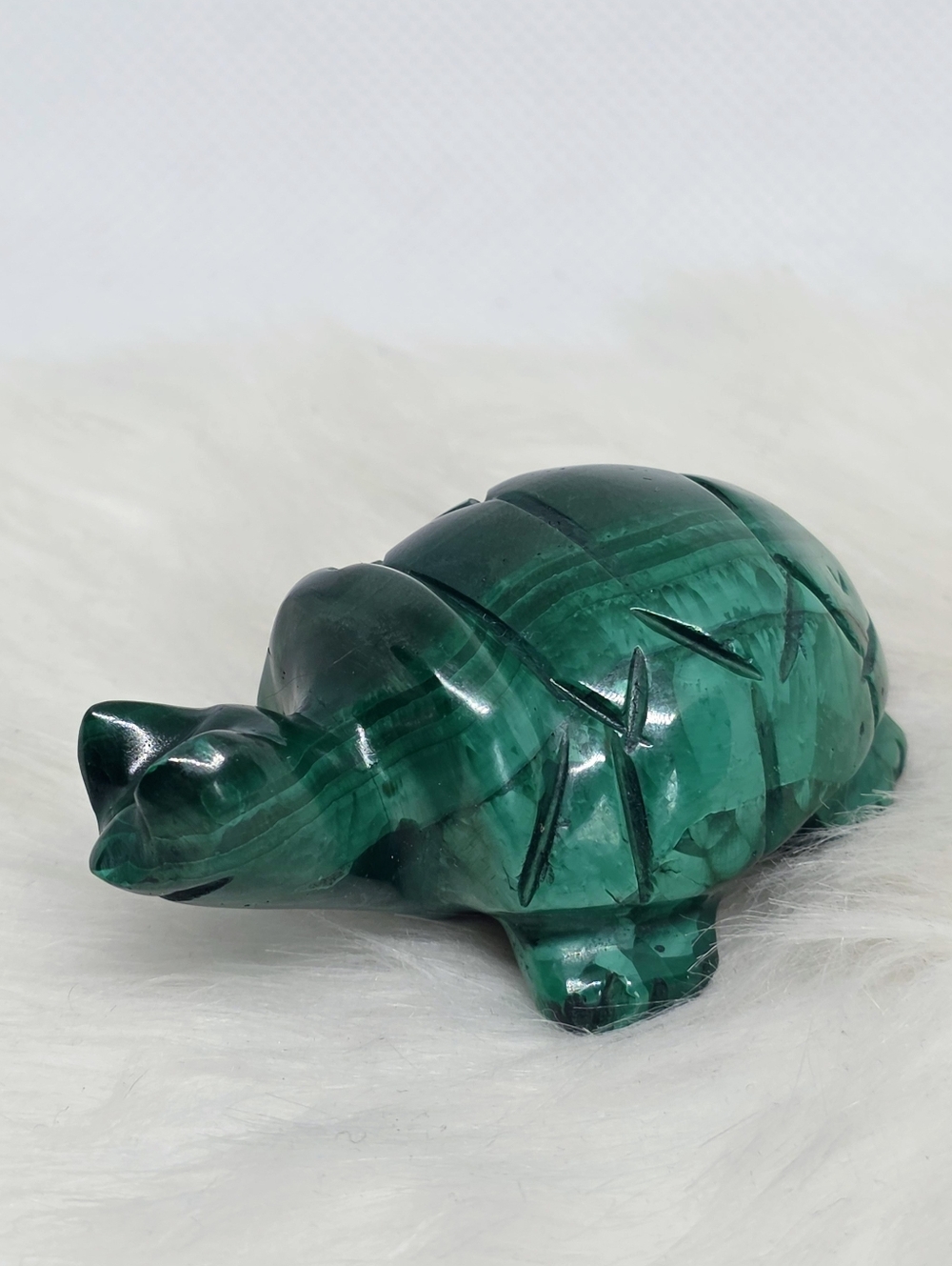 Hand Carved Malachite Turtle 99g Natural Green Crystal Figurine 2.59” 💚